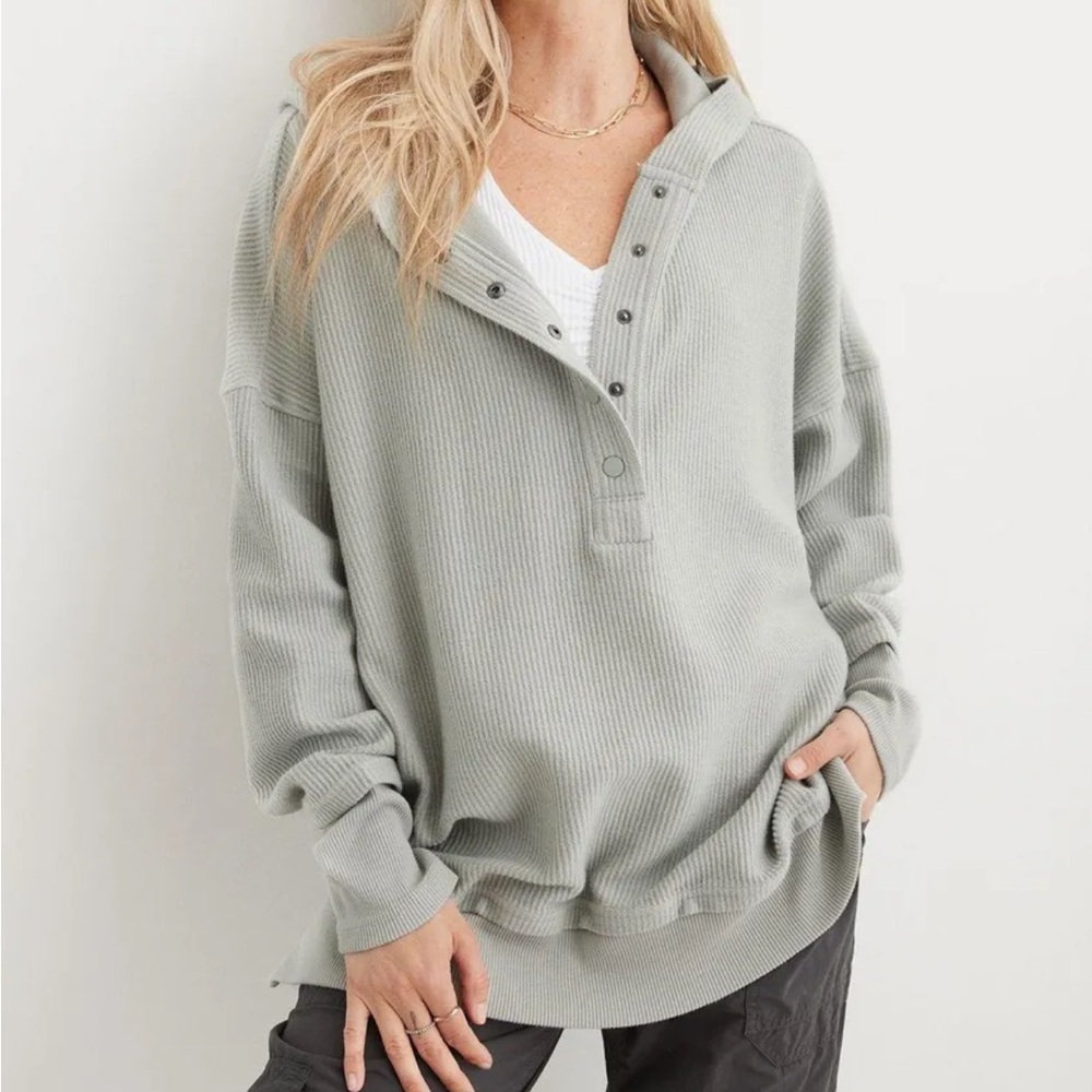aerie Oversized Snap Henley Sweatshirt in Light Sage